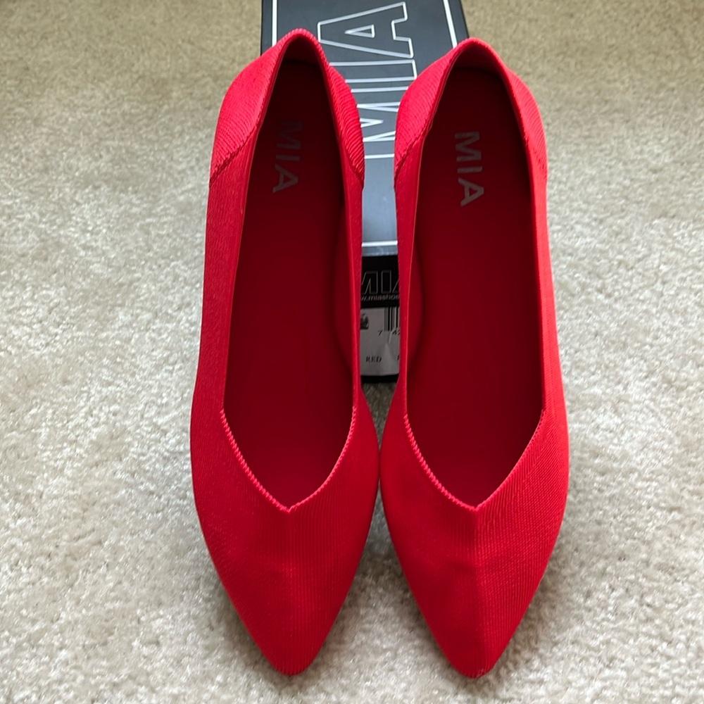 Mia, Red flats, size 8.5